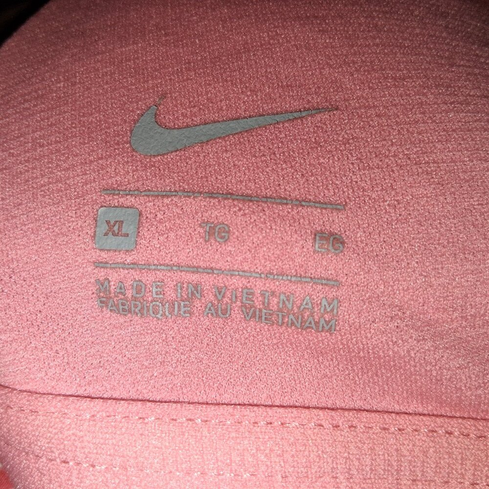 Womens Nike Dri Fit CROP Strappy Tank Sports Bra Sz XL Peach Salmon Racerback - Picture 3 of 3